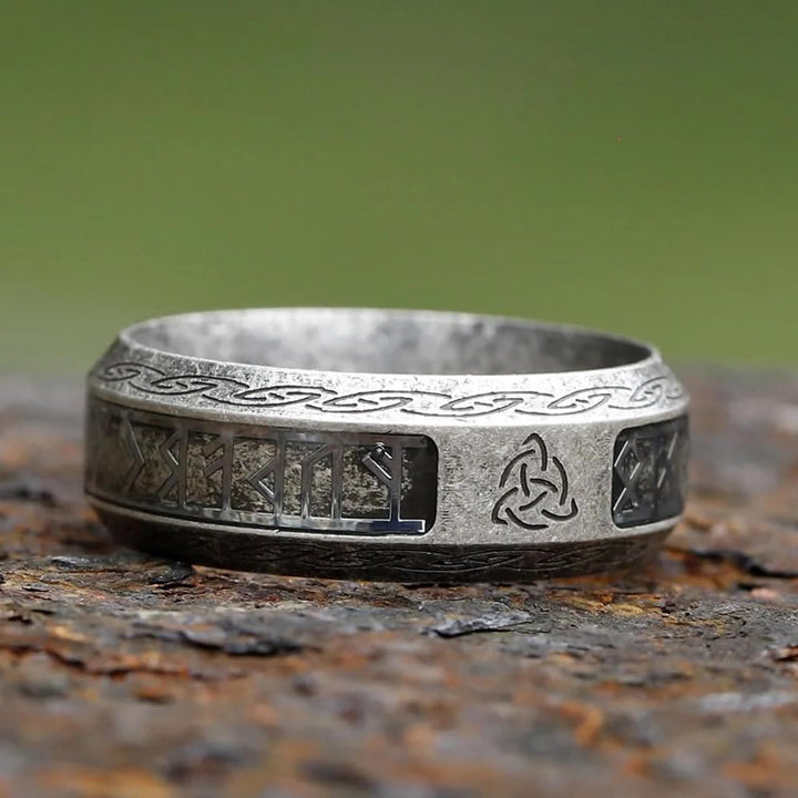 WorldNorse Celtic Triquetra Knot Ring - UK Size Z（US 13) - image 0
