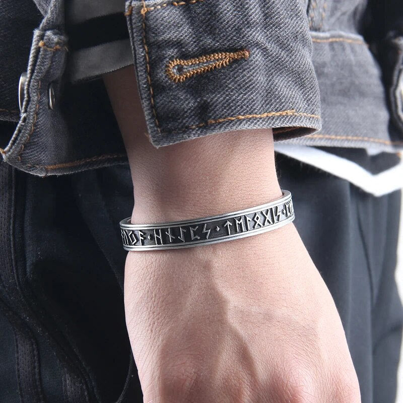 WorldNorse Viking Arm Ring With Elder Rune Bracelet