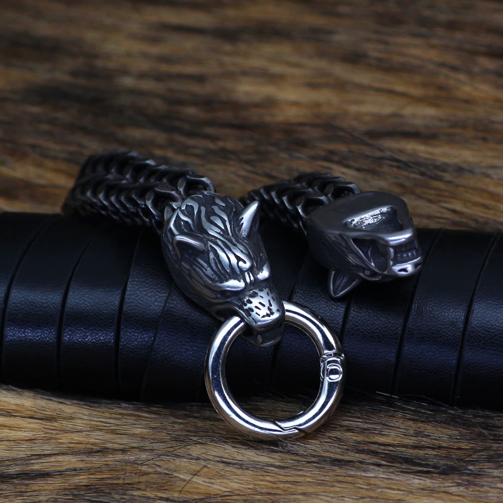 WorldNorse Nordic Fenrir Majestic Wolf Head Chain Bracelet