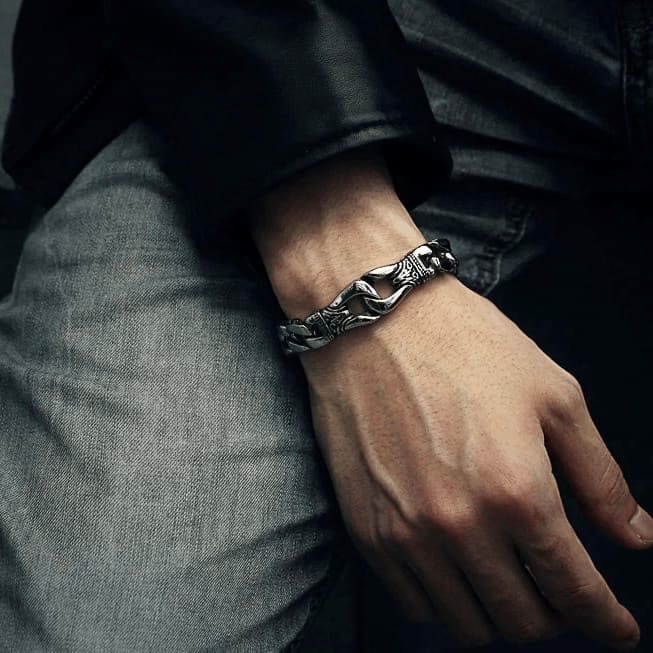 WorldNorse Retro Totem Celtic Knot Chunky Curb Link Bracelet