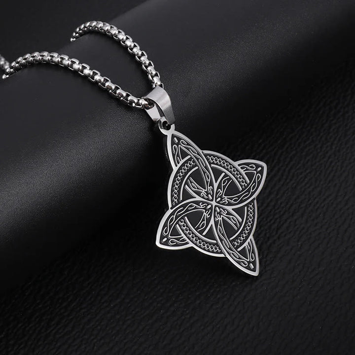 WorldNorse Witch Knot Celtic Irish Amulet Necklace