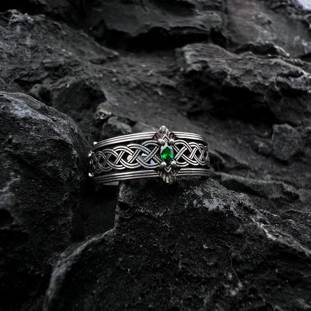 WorldNorse Green Gemstone Celtic Pattern Ring