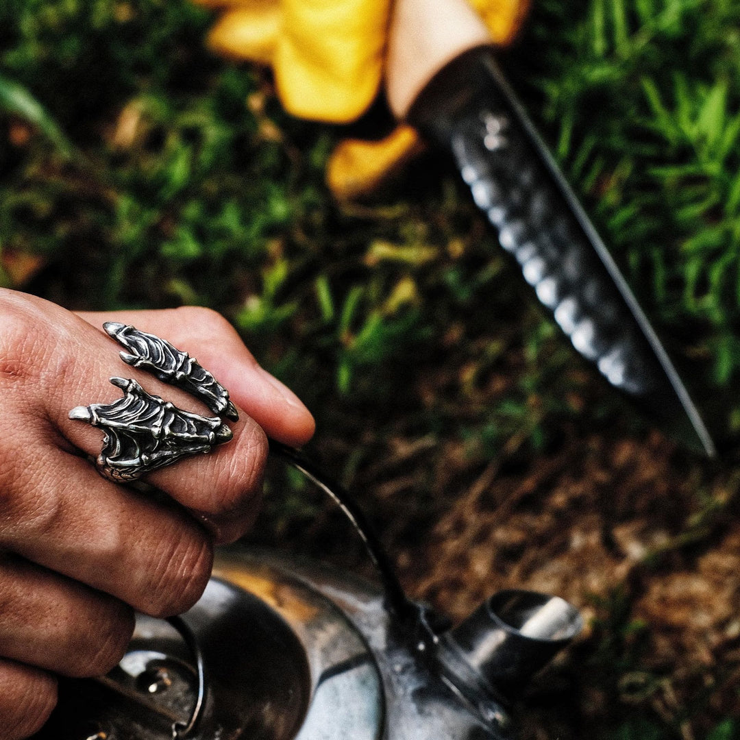 WorldNorse Retro Dragon Carved Dragon Scale Ring