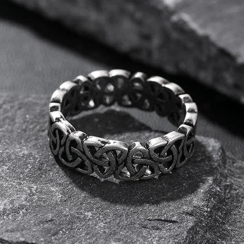 WorldNorse Nordic Triquetra Triangle Concise Ring - image 8