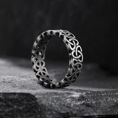 WorldNorse Nordic Triquetra Triangle Concise Ring - image 5