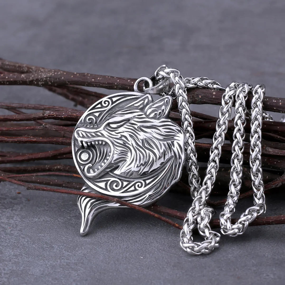 WorldNorse Howling Wolf Shock Necklace