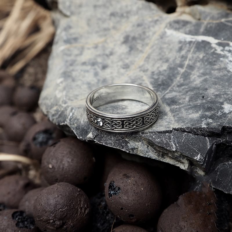 WorldNorse Handcrafted 925 Silver Celtic Knot Ring - image 3