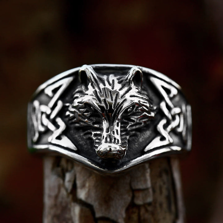WorldNorse Wolf Head Domineering Ring