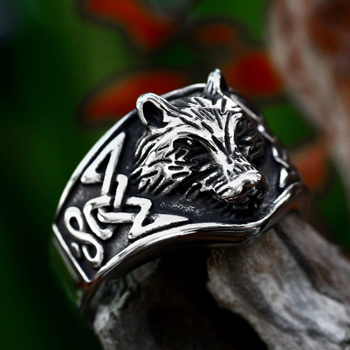 WorldNorse Wolf Head Domineering Ring