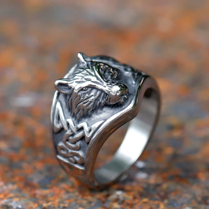 WorldNorse Wolf Head Domineering Ring