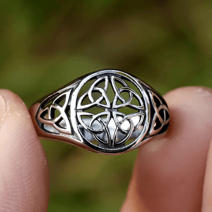 WorldNorse Odin Trinity Triquetra Ring - image 2