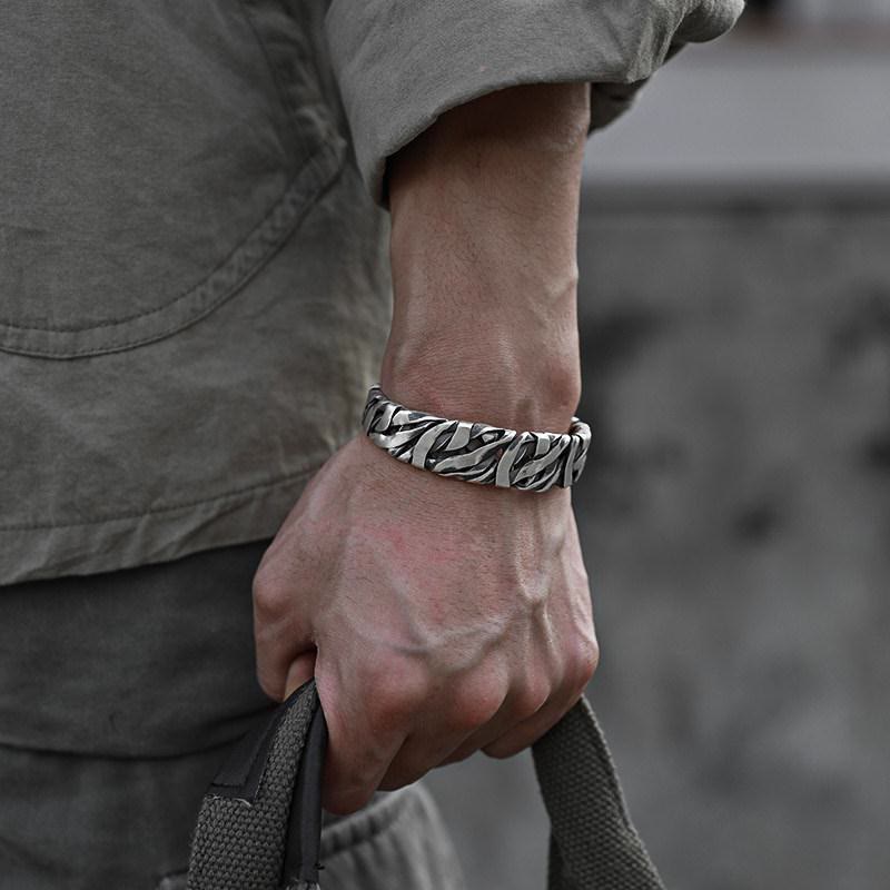 WorldNorse Vintage Faux Braided Bracelet - Bracelet - image 0