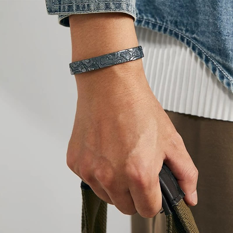WorldNorse Engraved Cloud Pattern Bracelet