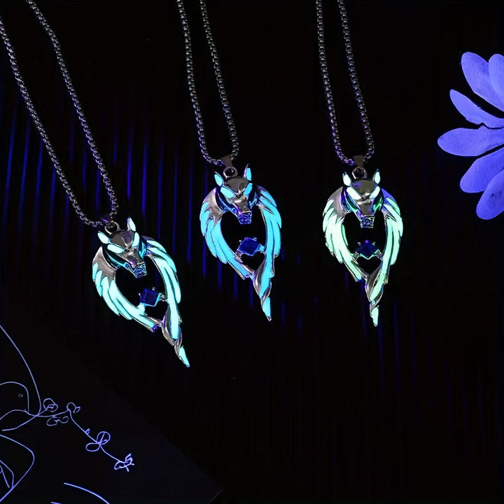 WorldNorse Night Light Wolf King Necklace - image 8