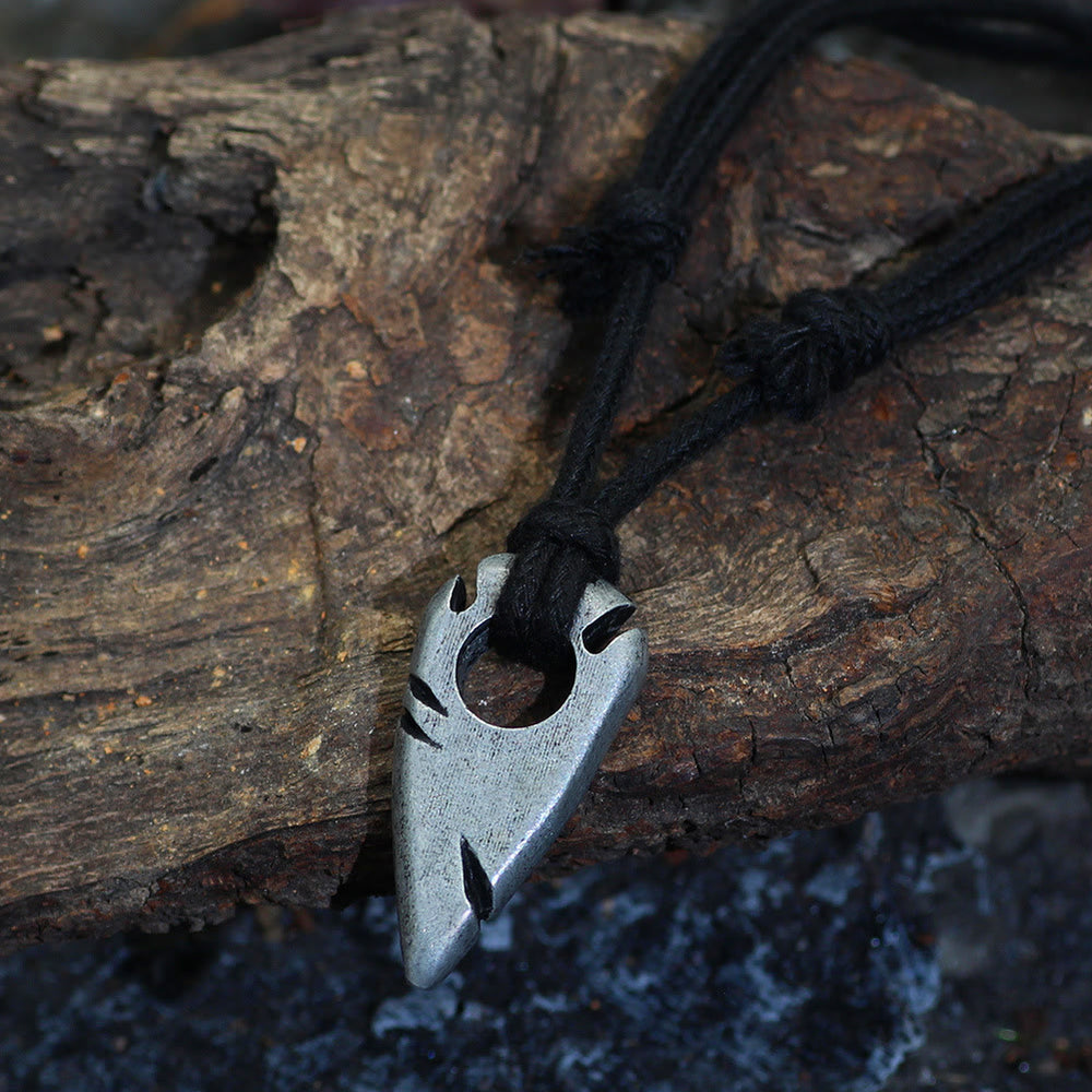 WorldNorse Unique Retro Arrowhead Necklace - image 1