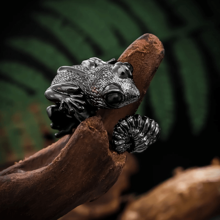 WorldNorse Lizard Shape Gun Black Ring