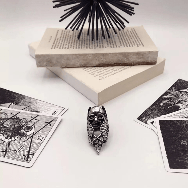 WorldNorse Punk Skull Feather Rock Ring - image 4