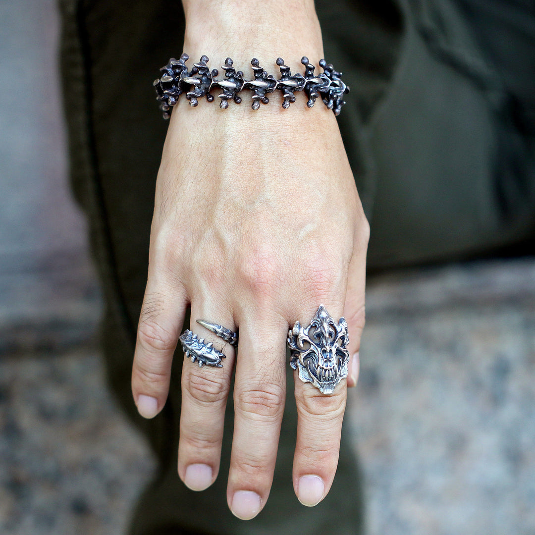 WorldNorse Strange Freak Beast Alien Centipede Ring