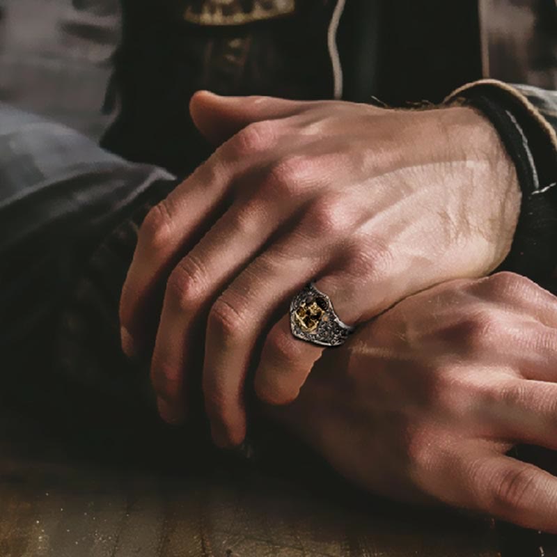 WorldNorse Handcrafted 925 Silver Gothic Skull Engraved Ring - image 1
