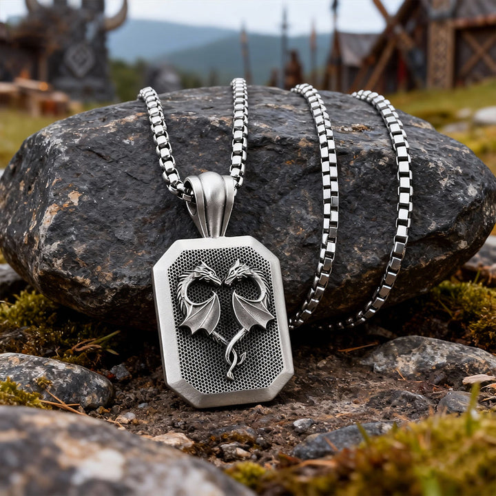 WorldNorse Dual Dragon Heart Mesh Plate - image 1