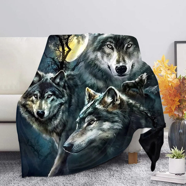 WorldNorse Pack Wolf Moonlit Thicket Blanket - Pack Wolf - 264x228cm - image 0