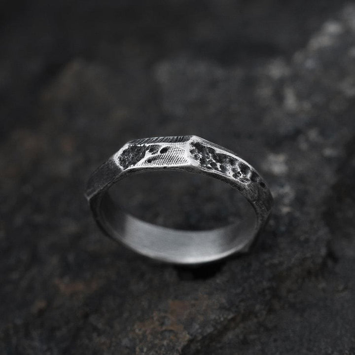 WorldNorse Handcrafted 999 Silver Vintage Geometric Hammered Ring - UK Size V1/2（US 11） - NO THANKS - image 0